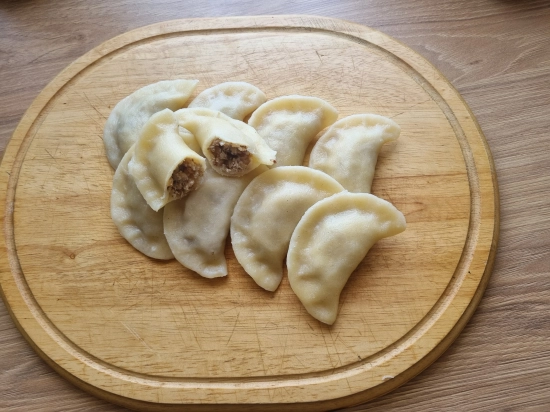 Pierogi z kaszą gryczaną i białym serem