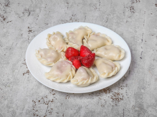 Pierogi z truskawkami