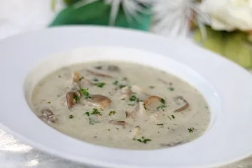 Zupa pieczarkowa