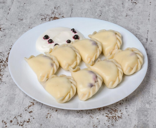 Pierogi z twarogiem na słodko