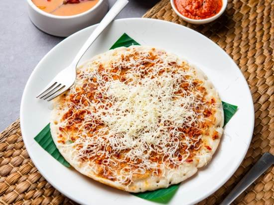 Uttapam, Sambar, with two Chutney