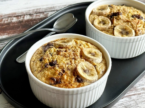 Pieczona owsianka o smaku banana i czekolady VEGE