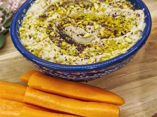 Hummus, Pełen Bogactwa Smaków i Aksamitnej Konsystencji