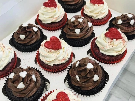 Box of 12 cupcakes