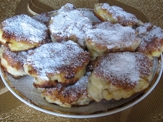 Racuchi z jabłkami