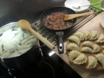 Pierogi z kapustą i mięsem z drobiu