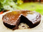 Cacao Harmony – Ciasto Kakaowe z Czarną Porzeczką