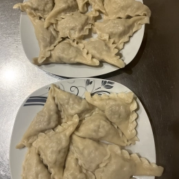 Pierogi z kapustą kwaszoną i pieczarkami