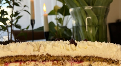 Tort Marchewkowo-Żurawinowy